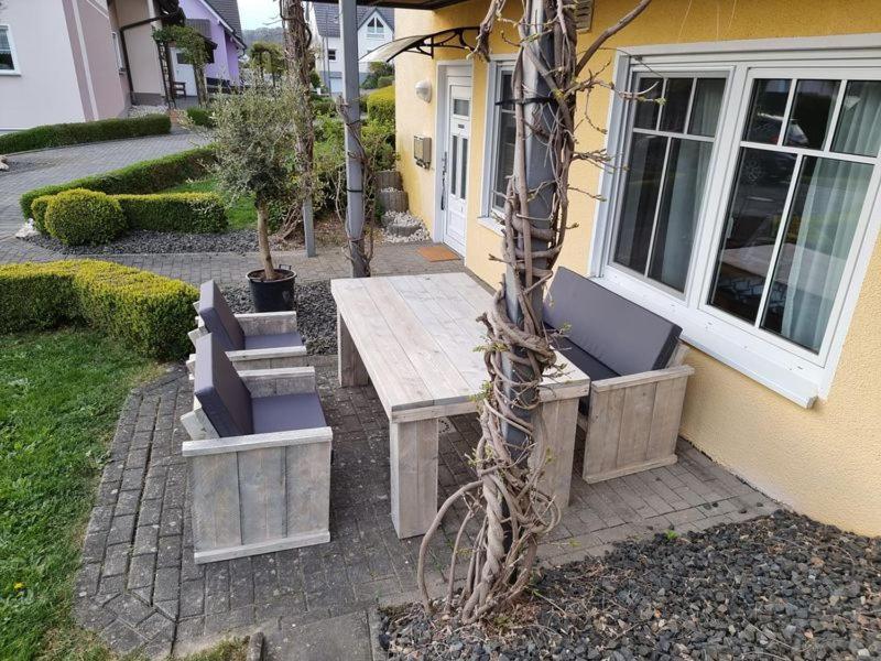 Haus Elke Apartment Blankenrath ภายนอก รูปภาพ